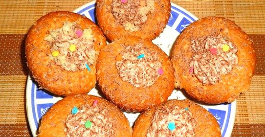 Маффины с шоколадно-сливочным кремом