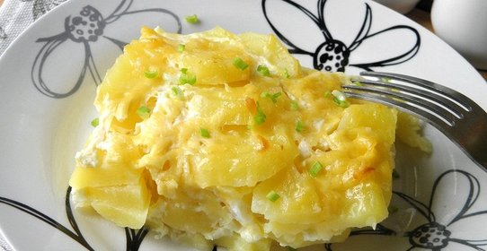 Картофель, запеченный в духовке с сыром
