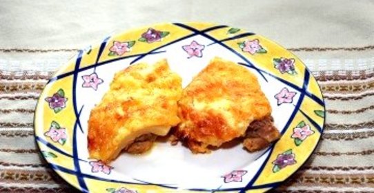 Куриные отбивные с ананасом и сыром в духовке