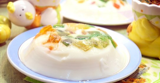 Пудинг из свеклы, яблок и творога