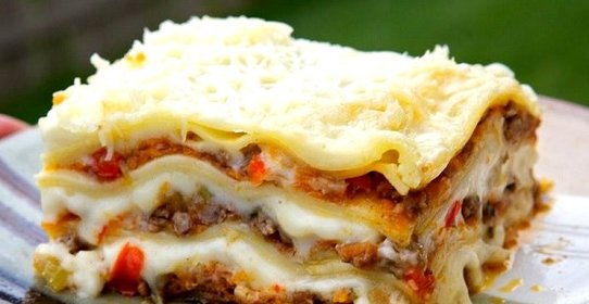 Лазанья с фаршем и овощами