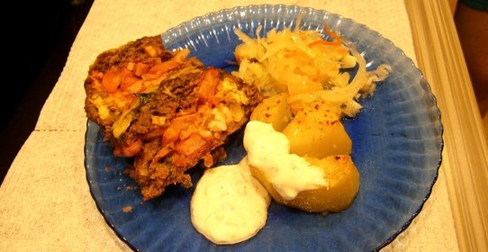 Мясной рулет из лосятины