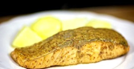 Жареный лосось