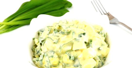 Салат из черемши и яиц