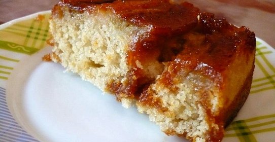 Постный пирог-перевертыш с бананами