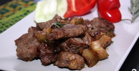 Мясо с баклажанами