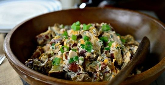 Салат с запеченным картофелем