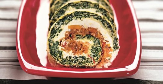 Рулет со шпинатом и творогом