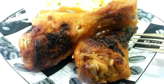 Куриные голени под соусом