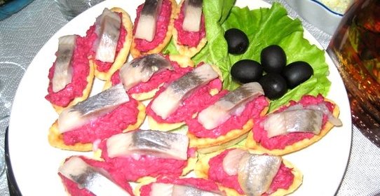 Селедка под шубой в тарталетках