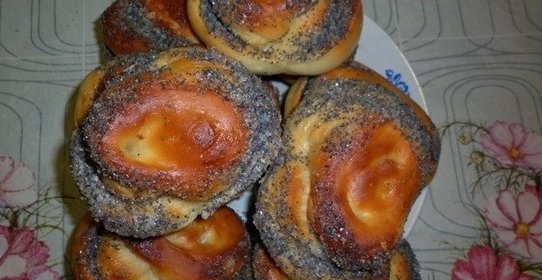 Плюшки с маком