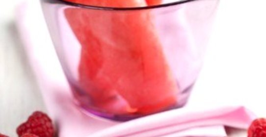 Йогуртовое малиновое эскимо с бананом