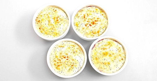 Малиново-манный пудинг