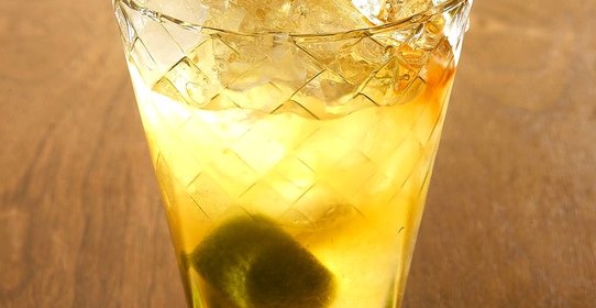 Коктейль «Кайпиринья» (Caipirinha)