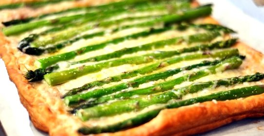 Пирог со спаржей