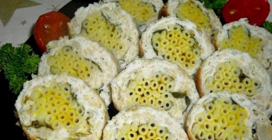 Куриная колбаса с макаронами