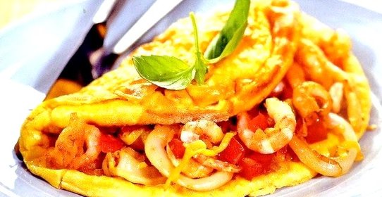 Омлет с морепродуктами