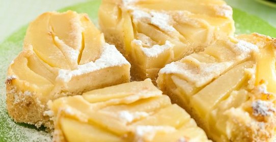 Заливной грушевый пирог