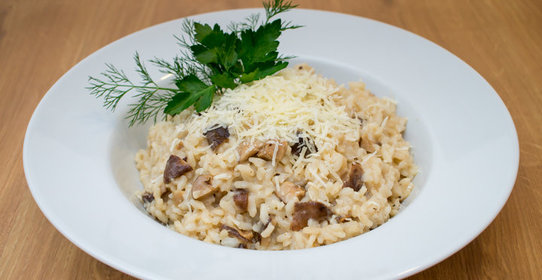 Сытное блюдо: ризотто с грибами шиитаки