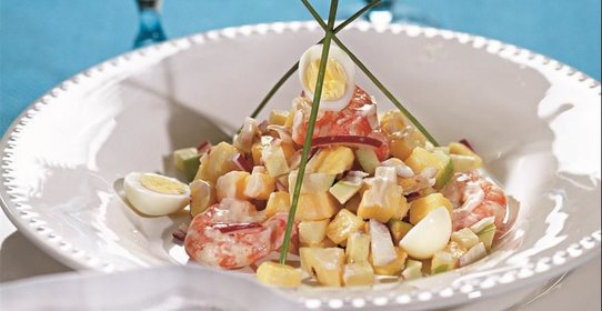 Салат из ананаса с креветками