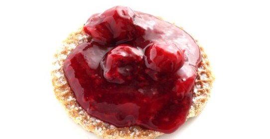 Теплый ягодный компот (соус для мороженого и пирогов)