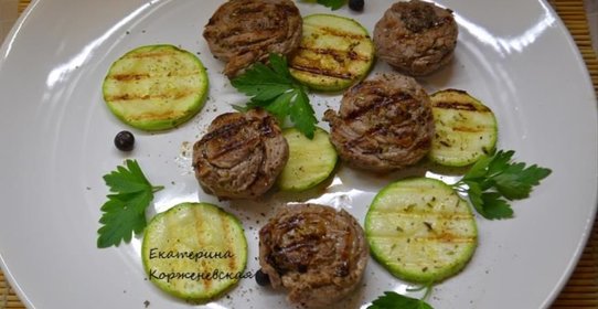 Улитки из свинины на гриле