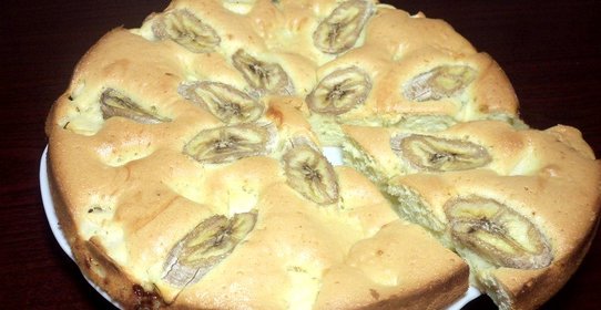 Яблочно - банановая шарлотка