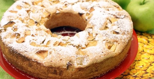 Пирог с яблоками