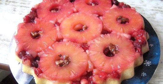 Перевернутый пирог ананасовый с клюквой