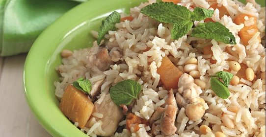 Пилав с курицей и хурмой