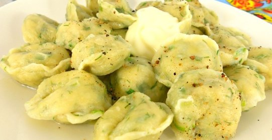 Пельмени с редисом