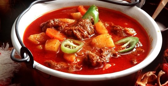 Гуляш в духовке