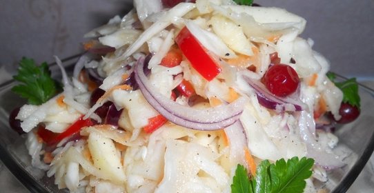 Салат из квашеной капусты и редьки