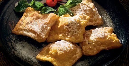 Сладкие жареные вонтоны