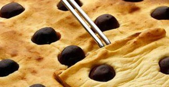 Творожный пирог с вишней