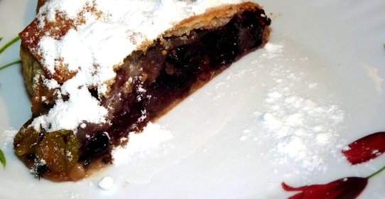 Штрудель из бездрожжевого теста