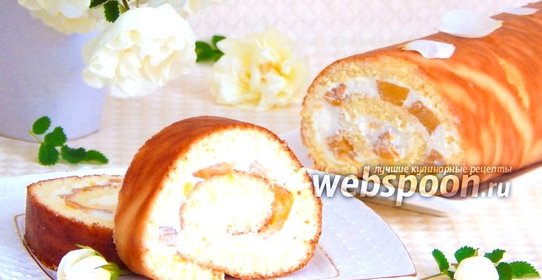 Бисквитный рулет с творогом и персиками