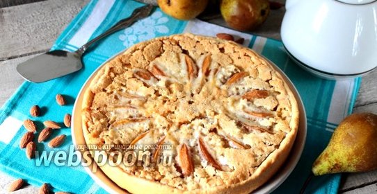 Пирог «Груши в миндальном креме»