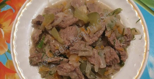 Азу с солеными огурцами