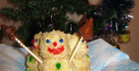 Творожные снеговики с карамелью