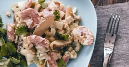 Картофельный салат с креветками
