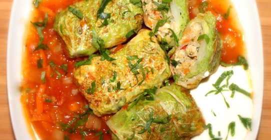 Мини-голубцы из пекинской капусты