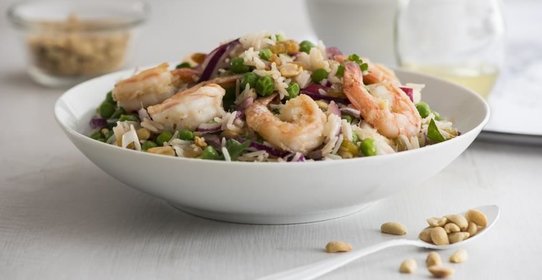 Салат с рисом и креветками
