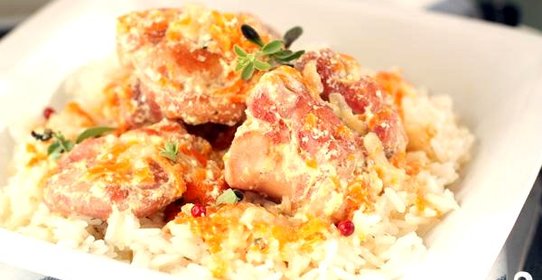 Кролик в сметане