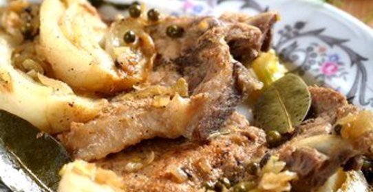 Жареная свиная вырезка с фенхелем и чесноком