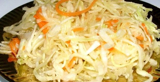 Капуста с яблоками