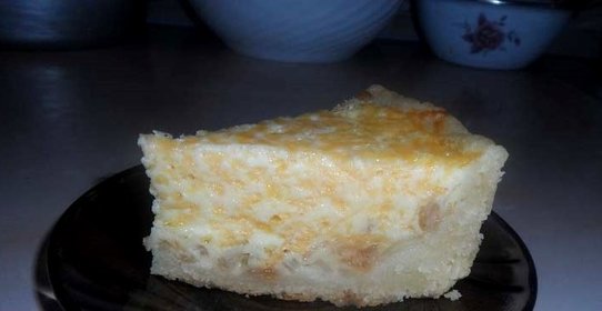 Луковый пирог в мультиварке