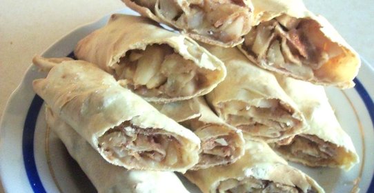 Вертута с яблоками и корицей