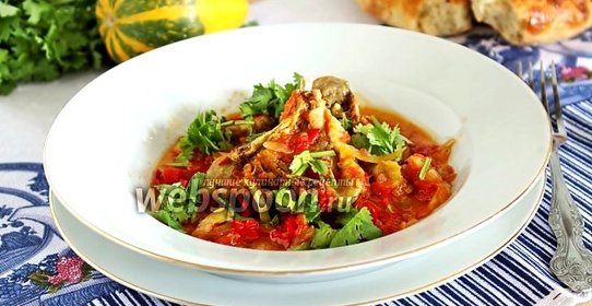 Баранина с перцем и помидорами