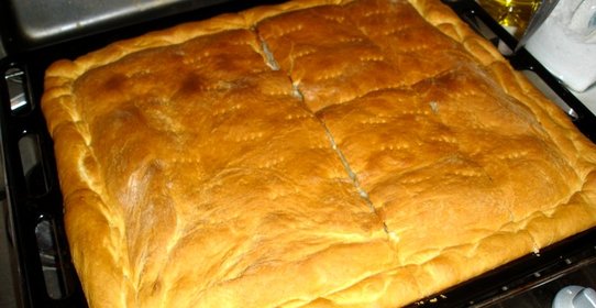 Дрожжевой пирог на кефире